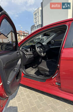 Седан Mitsubishi Lancer 2015 в 