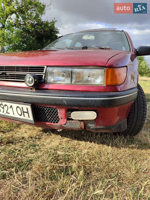 Лифтбек Mitsubishi Lancer 1989 в Великой Михайловке