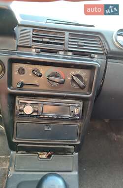 Лифтбек Mitsubishi Lancer 1989 в 