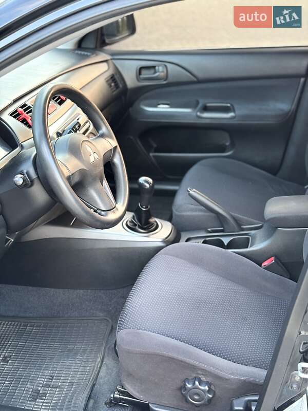 Седан Mitsubishi Lancer 2008 в Львові