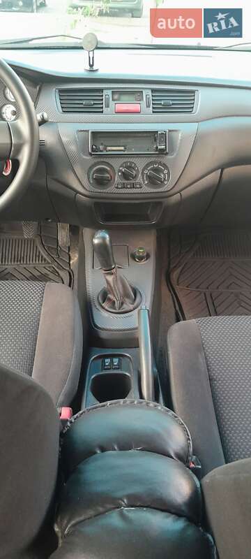 Седан Mitsubishi Lancer 2006 в Києві
