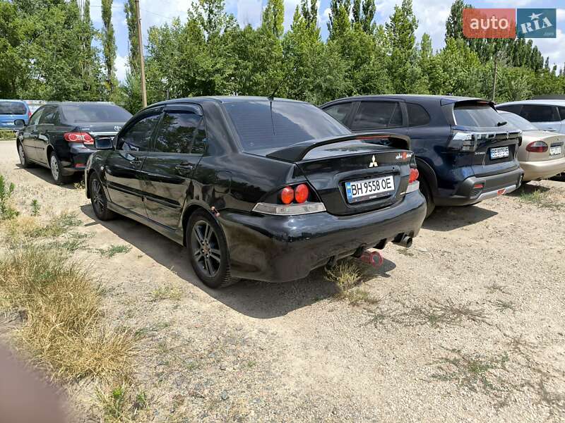 Седан Mitsubishi Lancer 2007 в Южноукраинске