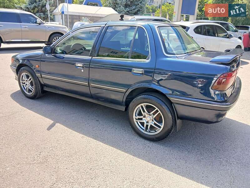 Седан Mitsubishi Lancer 1992 в Одессе