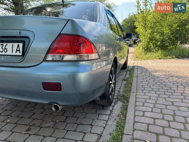 Седан Mitsubishi Lancer 2008 в Львове