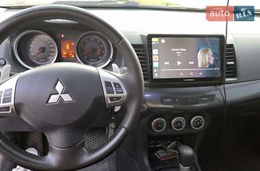Седан Mitsubishi Lancer 2009 в 