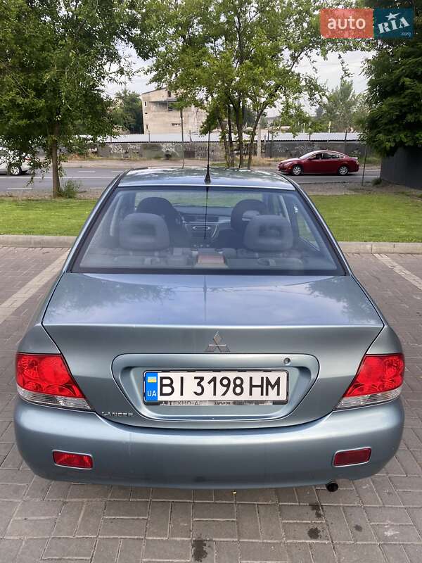 Седан Mitsubishi Lancer 2006 в Днепре