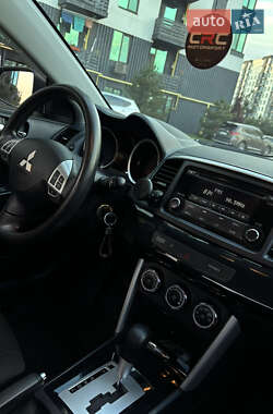 Седан Mitsubishi Lancer 2015 в 