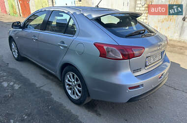 Хэтчбек Mitsubishi Lancer 2011 в 
