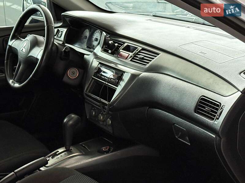 Седан Mitsubishi Lancer 2007 в Одессе