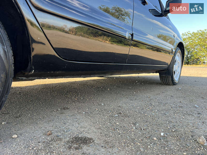 Седан Mitsubishi Lancer 2006 в Николаеве