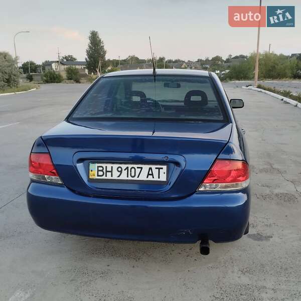 Седан Mitsubishi Lancer 2006 в Новой Одессе