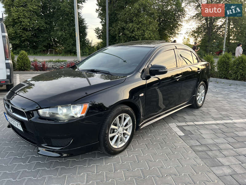 Седан Mitsubishi Lancer 2015 в Вінниці