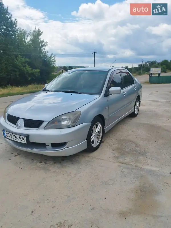 Mitsubishi Lancer