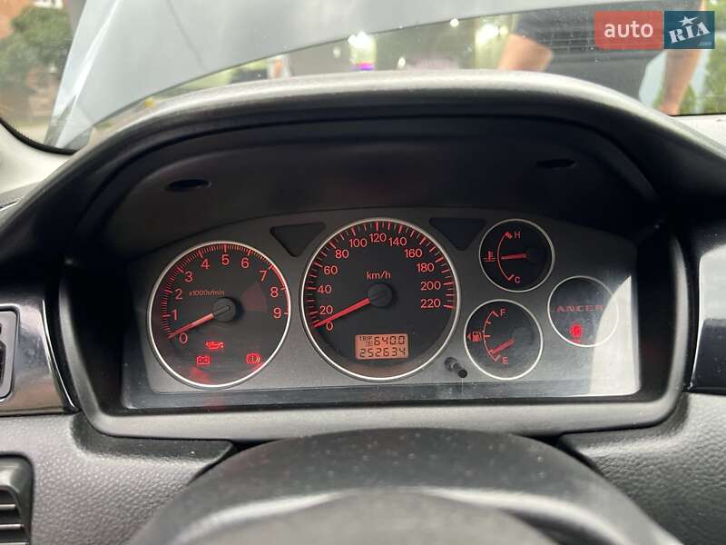 Універсал Mitsubishi Lancer 2006 в Харкові