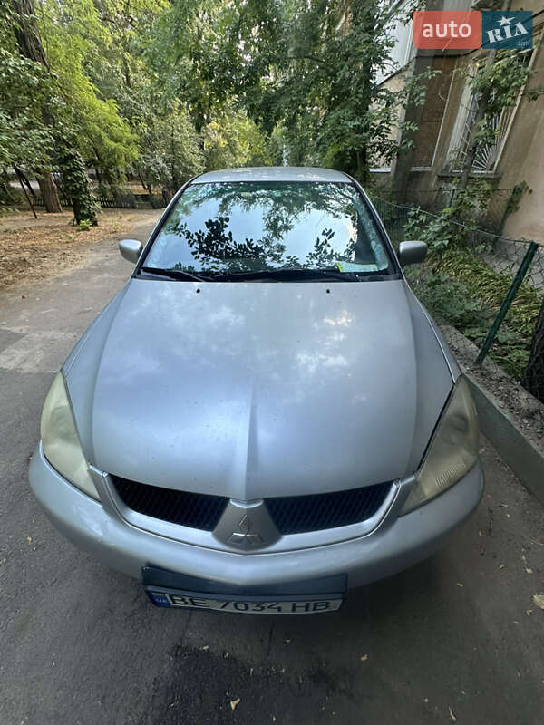 Mitsubishi Lancer 2005