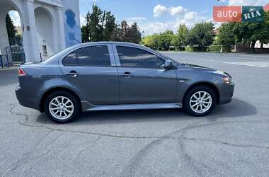Седан Mitsubishi Lancer 2011 в 