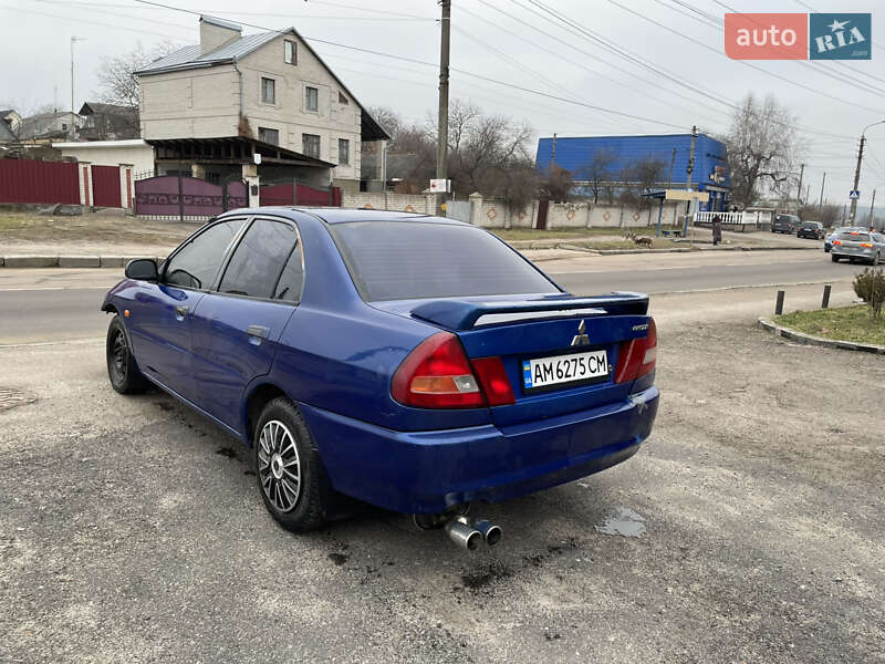 Седан Mitsubishi Lancer 1996 в Житомире