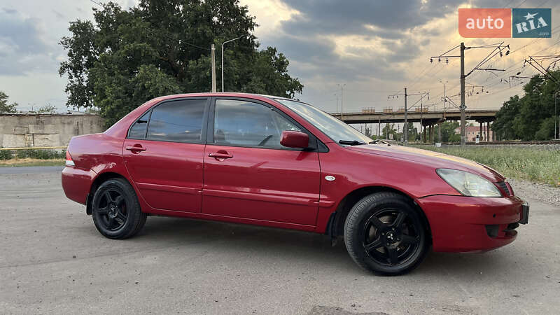Седан Mitsubishi Lancer 2006 в Одессе