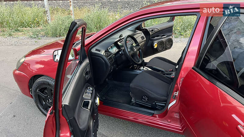 Седан Mitsubishi Lancer 2006 в Одессе