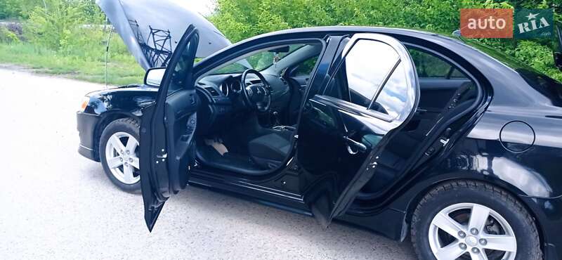 Седан Mitsubishi Lancer 2008 в Львове
