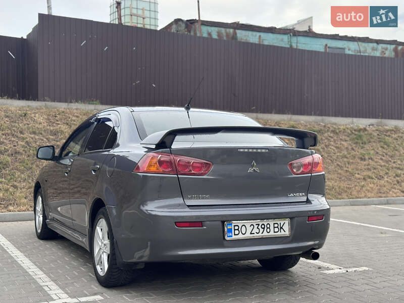Седан Mitsubishi Lancer 2007 в Тернополе