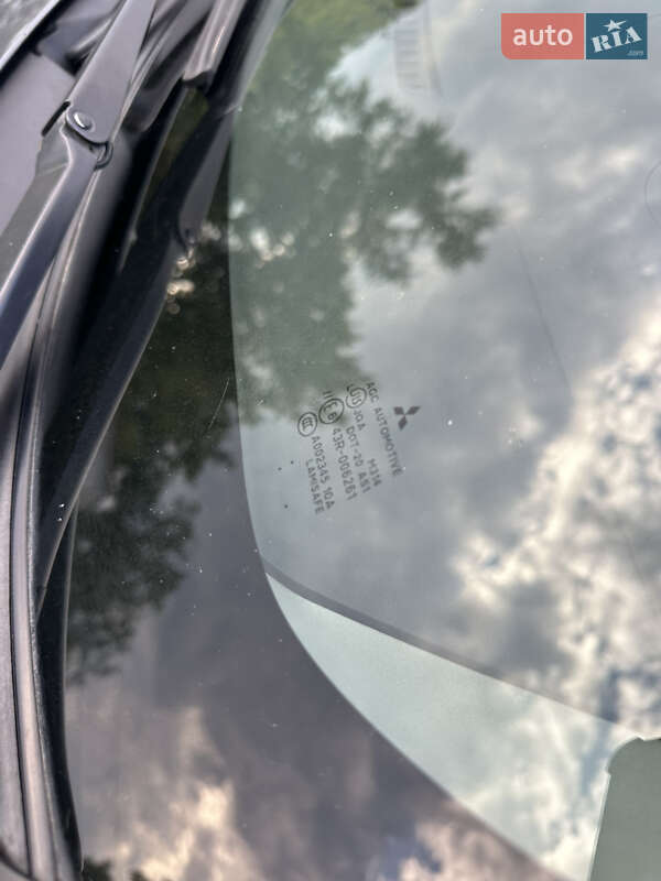 Седан Mitsubishi Lancer 2011 в Днепре