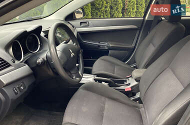 Седан Mitsubishi Lancer 2010 в 