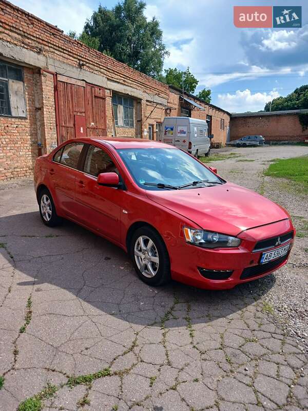 Седан Mitsubishi Lancer 2008 в Виннице