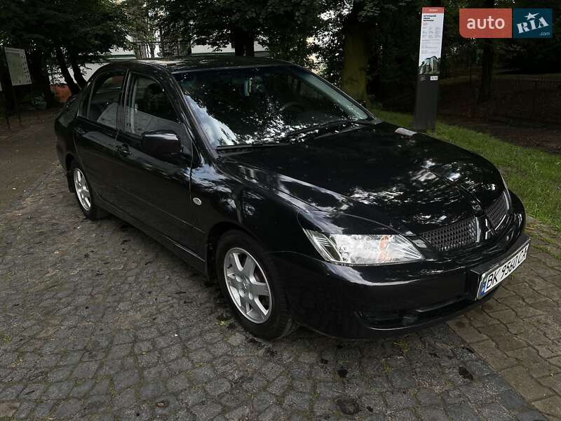 Седан Mitsubishi Lancer 2005 в Острозі