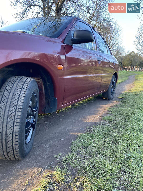 Седан Mitsubishi Lancer 1999 в Бобринці фото 2 Седан Mitsubishi Lancer 1999 в Бобринці
