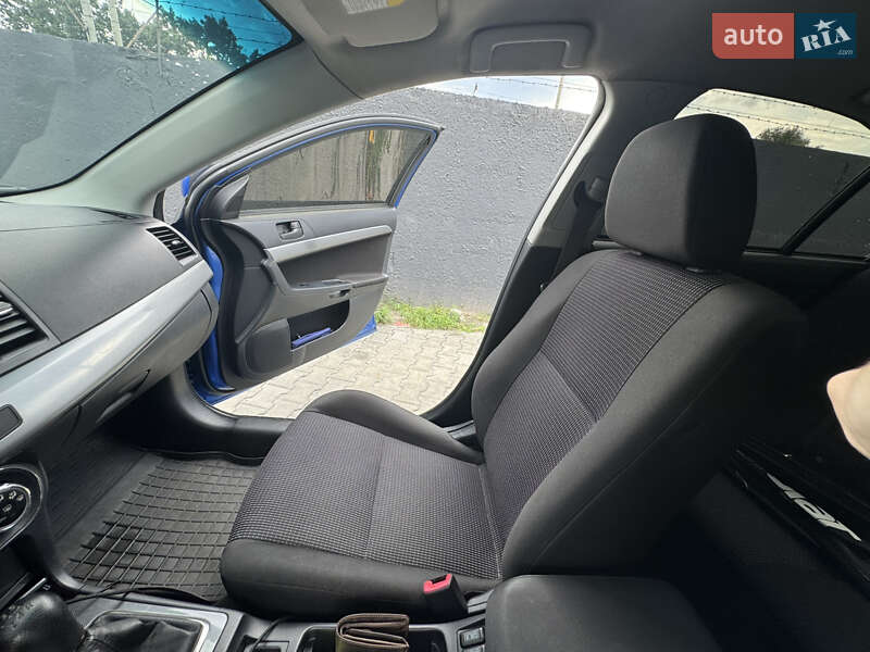 Седан Mitsubishi Lancer 2011 в Коцюбинському фото 22 Седан Mitsubishi Lancer 2011 в Коцюбинському