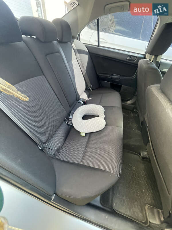 Седан Mitsubishi Lancer 2011 в Днепре фото 46 Седан Mitsubishi Lancer 2011 в Днепре