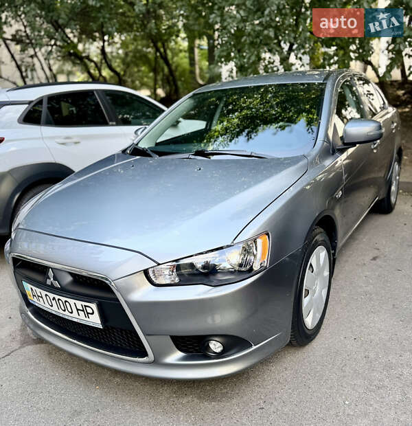 Mitsubishi Lancer 2015