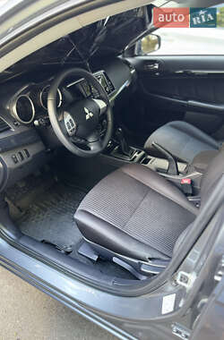 Седан Mitsubishi Lancer 2015 в 