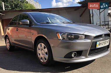 Седан Mitsubishi Lancer 2015 в 