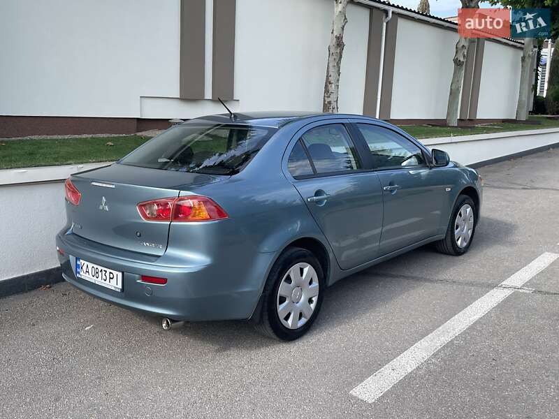 Хэтчбек Mitsubishi Lancer 2007 в Днепре