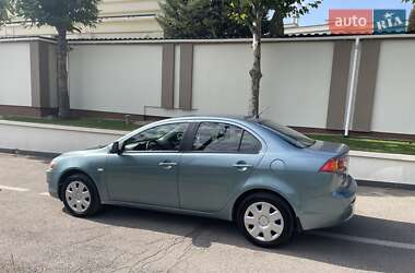 Хэтчбек Mitsubishi Lancer 2007 в 