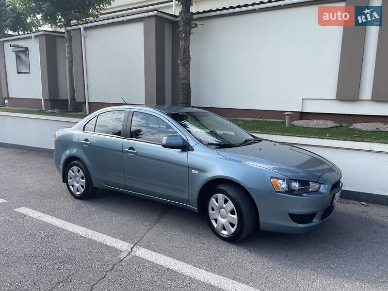 Хэтчбек Mitsubishi Lancer 2007 в Днепре