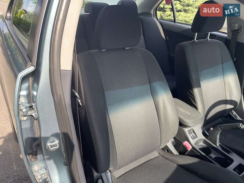 Хэтчбек Mitsubishi Lancer 2007 в Днепре