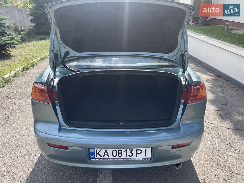 Хэтчбек Mitsubishi Lancer 2007 в Днепре