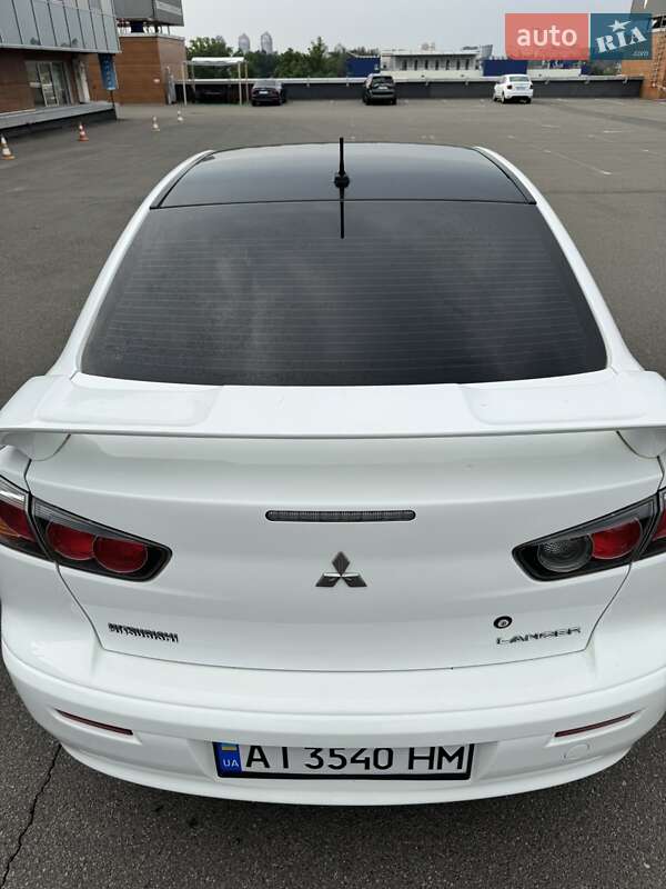 Седан Mitsubishi Lancer 2012 в Киеве