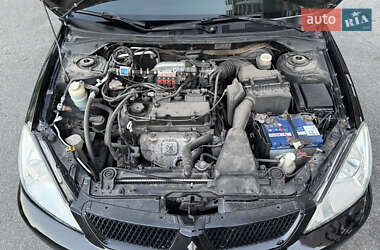 Седан Mitsubishi Lancer 2005 в 