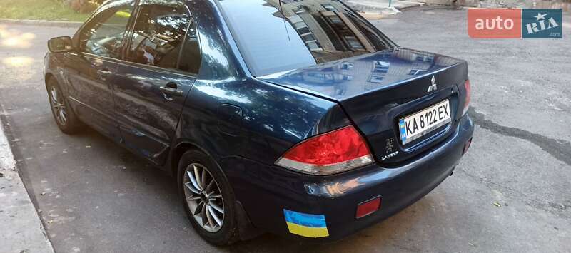 Седан Mitsubishi Lancer 2003 в Києві