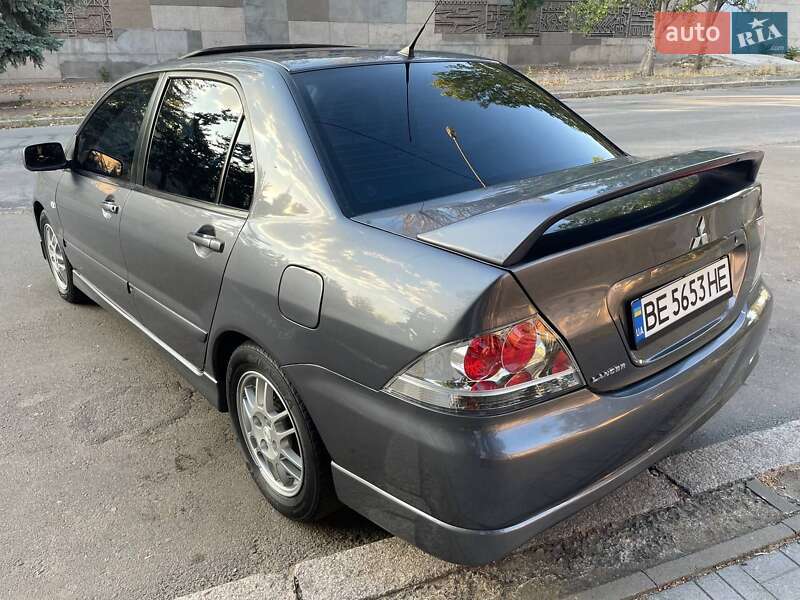 Седан Mitsubishi Lancer 2007 в Николаеве