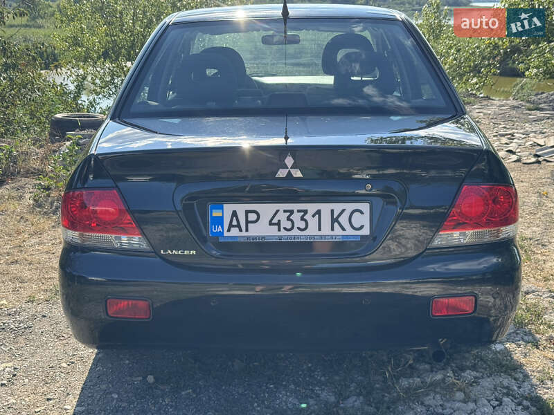 Седан Mitsubishi Lancer 2009 в Днепре