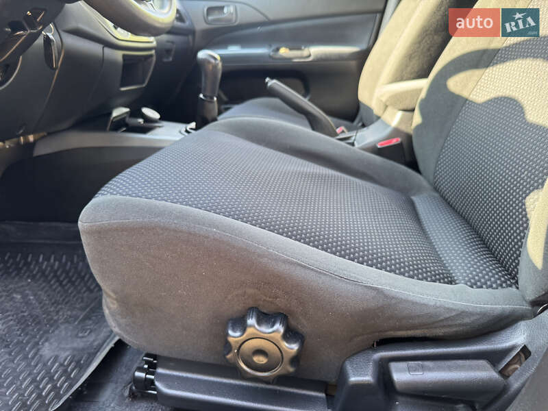 Седан Mitsubishi Lancer 2009 в Днепре