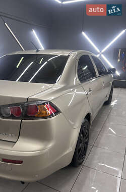 Седан Mitsubishi Lancer 2010 в 