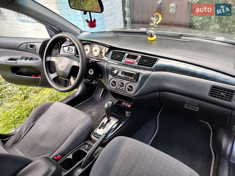 Седан Mitsubishi Lancer 2004 в Фастове фото 5 Седан Mitsubishi Lancer 2004 в Фастове