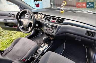 Седан Mitsubishi Lancer 2004 в 