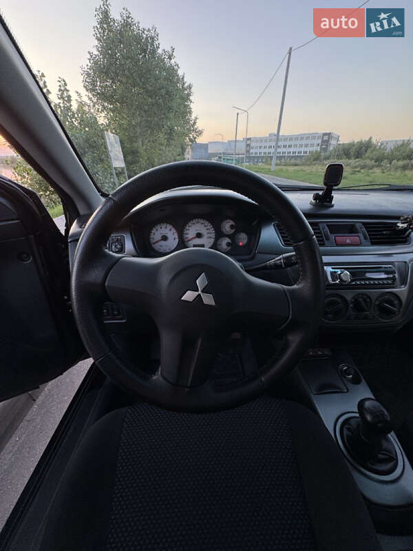 Седан Mitsubishi Lancer 2007 в Василькове